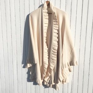 [BERK] Burlington Arcade Cape with Ruffled Trim